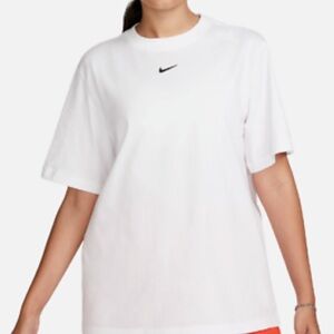 Nike Sportswear Women's White Short Sleeve T-shirt Siz XL FD4149-100 -A68